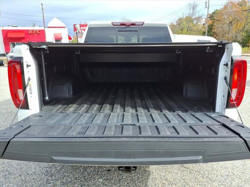 Used 2024 GMC Sierra 1500 Denali w/ Denali Reserve Package image 10
