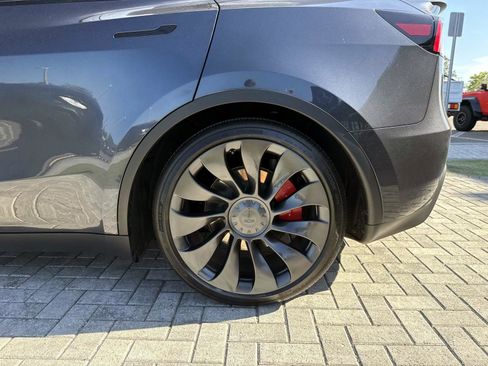 Certified 2023 Mercedes-Benz GLC 300 4MATIC w/ Pinnacle Trim Package image 41