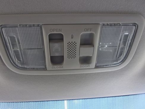 Used 2017 Honda HR-V EX image 21
