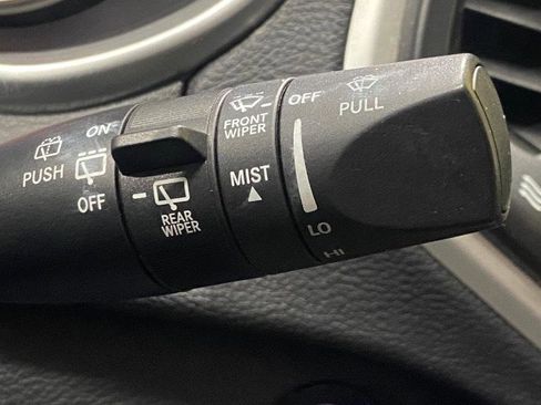 Used 2014 Jeep Cherokee Limited w/ Luxury Group FWD image 18