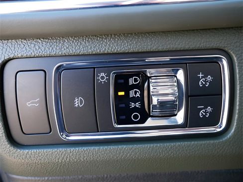 Used 2022 Lincoln Navigator Black Label image 18