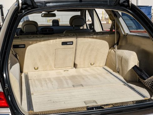 Used 2004 Mercedes-Benz E 320 4MATIC Wagon image 46