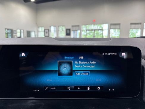 Used 2021 Mercedes-Benz GLA 250 4MATIC image 80