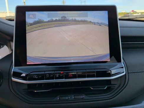 New 2026 Jeep Compass Latitude image 23