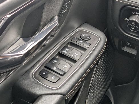 Used 2024 RAM 1500 Limited AWD/4WD image 22