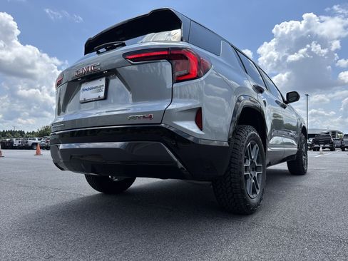 New 2026 GMC Terrain AT4 w/ Technology Package II image 10