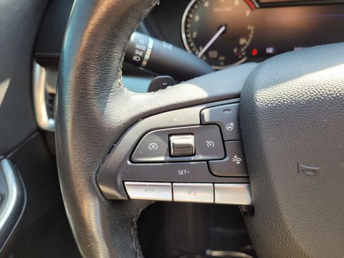 Used 2020 Cadillac XT4 Premium Luxury image 15