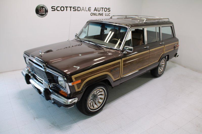 Used 1987 Jeep Grand Wagoneer AWD/4WD image 19