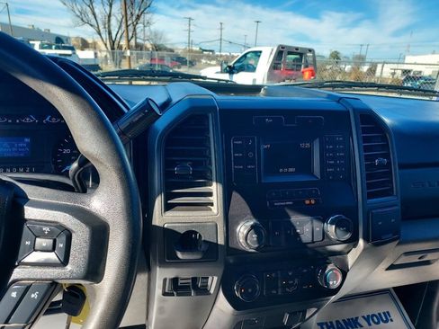 Used 2019 Ford F250 XL w/ STX Appearance Package RWD image 12