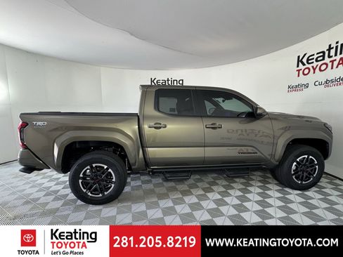 New 2026 Toyota Tacoma TRD Sport image 4