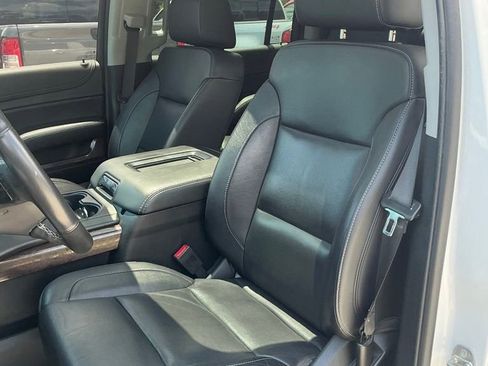 Used 2020 GMC Yukon XL SLT AWD/4WD image 33