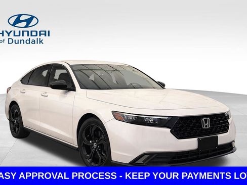 Used 2025 Honda Accord SE image 3
