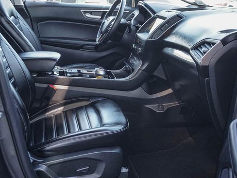 Used 2020 Ford Edge SEL w/ Convenience Package image 13