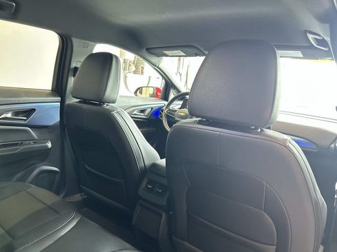 Used 2024 Chevrolet Equinox EV LT FWD image 31