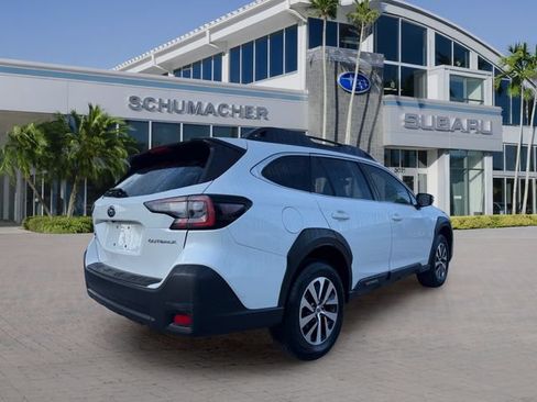 Certified 2025 Subaru Outback Premium AWD/4WD image 7