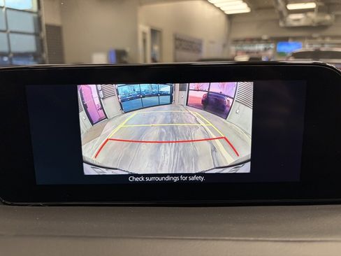 Used 2022 MAZDA MAZDA3 s image 17