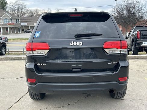 Used 2018 Jeep Grand Cherokee Laredo image 7