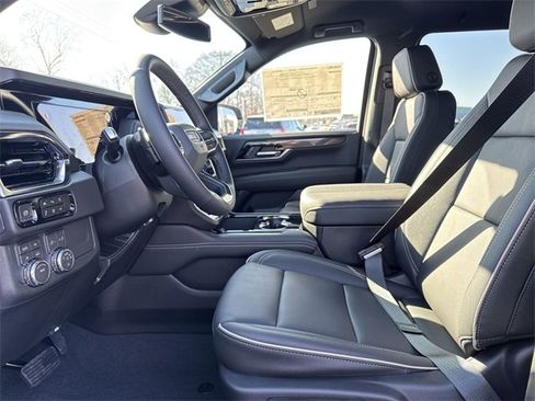 New 2026 GMC Yukon XL Elevation image 12