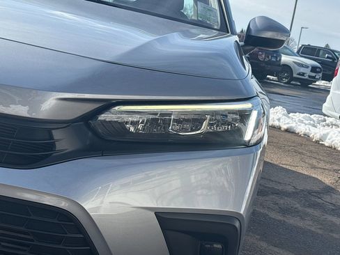 Certified 2023 Honda Civic EX image 27