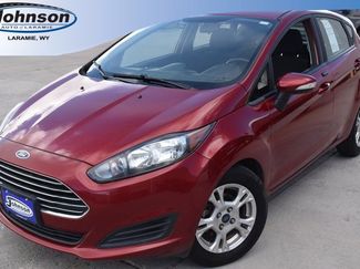 Used 2015 Ford Fiesta SE image 1