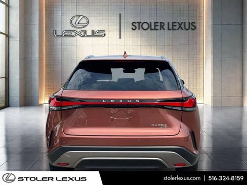 Used 2025 Lexus RX 350 Premium w/ Accessory Package AWD/4WD image 8