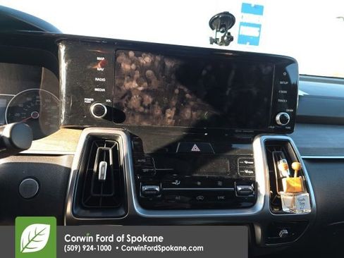 Used 2022 Kia Sorento S w/ Panoramic Sunroof Package image 12