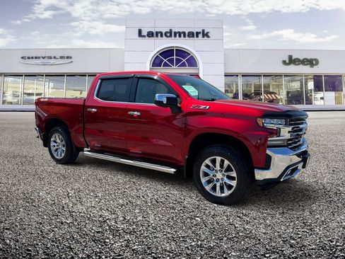 Used 2021 Chevrolet Silverado 1500 LTZ w/ LTZ Convenience Package II AWD/4WD image 20