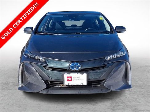Certified 2022 Toyota Prius Prime XLE image 2