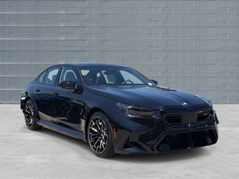 Used 2026 BMW M5 w/ Executive Package AWD/4WD image 1