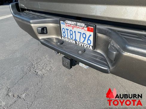 Used 2009 Toyota Tacoma PreRunner RWD image 11
