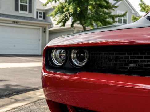 Used 2016 Dodge Challenger SRT Hellcat RWD image 79