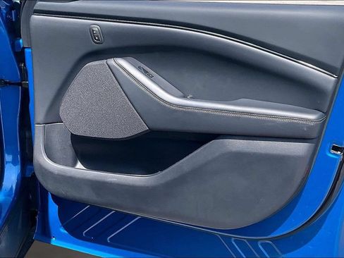 Used 2025 Ford Mustang Mach-E Select w/ Comfort Package Lite RWD image 26