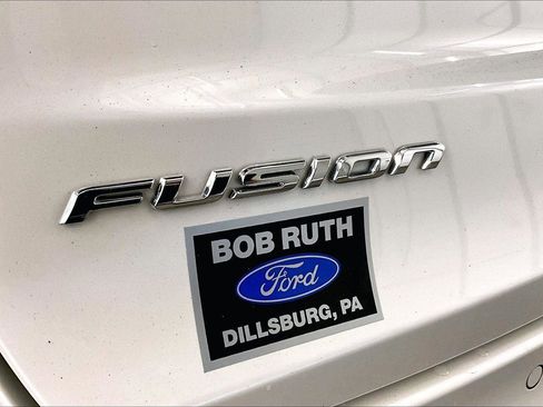 Used 2020 Ford Fusion SE w/ Equipment Group 151A image 13