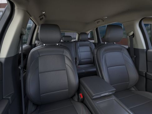 New 2026 Lincoln Nautilus Premier AWD/4WD image 10