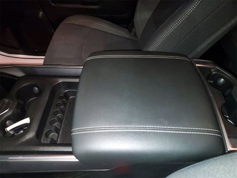 Used 2024 RAM 3500 Big Horn w/ Night Edition image 27