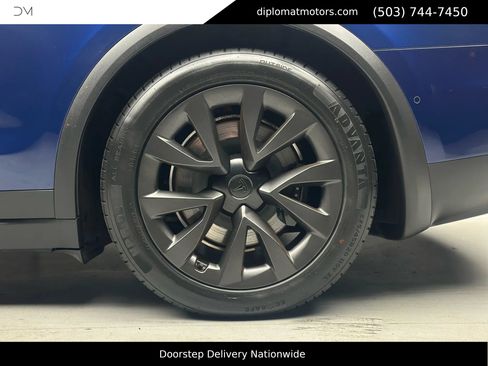 Used 2022 Tesla Model X image 37