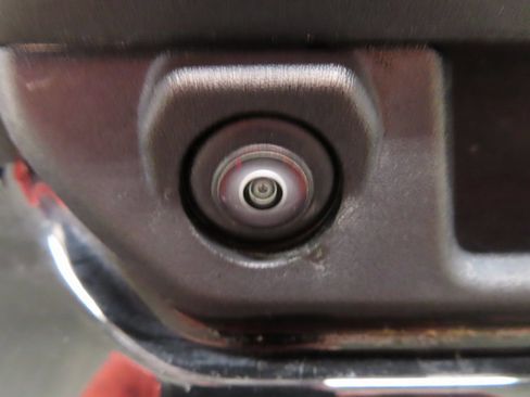 Used 2024 GMC Canyon AT4 w/ AT4 Premium Package image 35