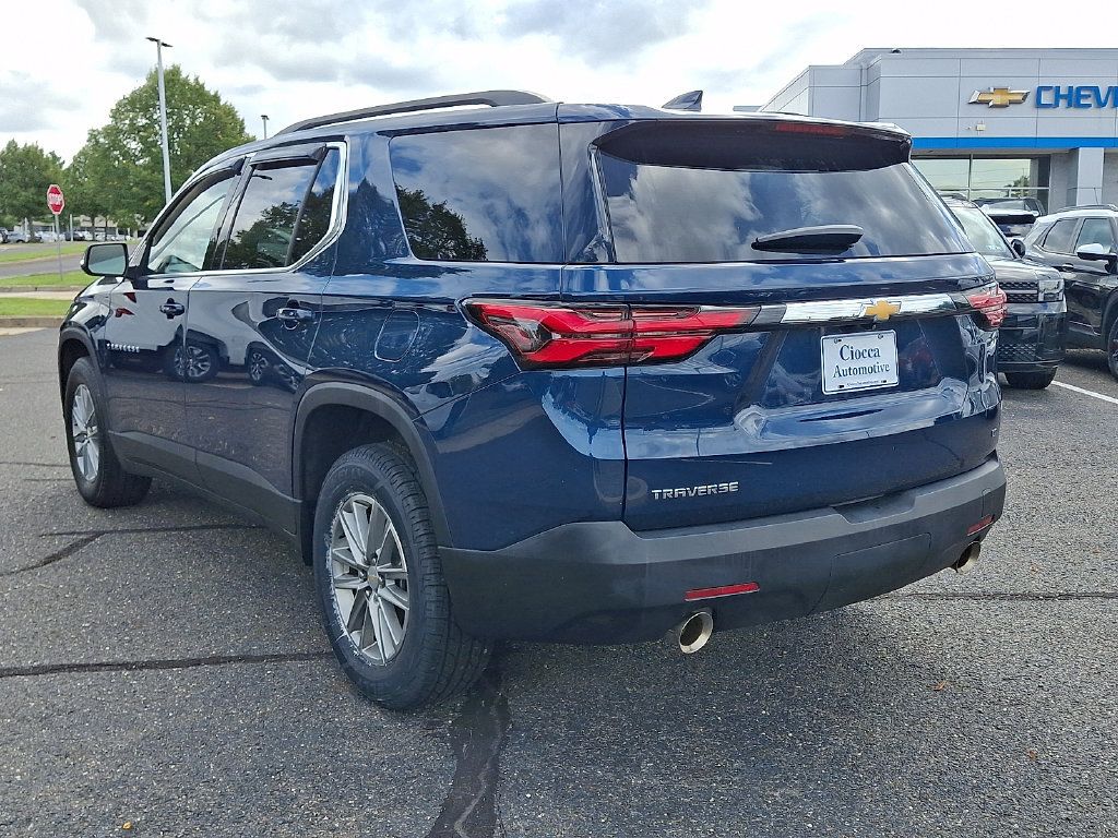 Certified 2023 Chevrolet Traverse LT FWD image 7