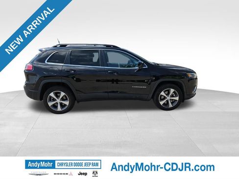 Used 2022 Jeep Cherokee Limited AWD/4WD image 2