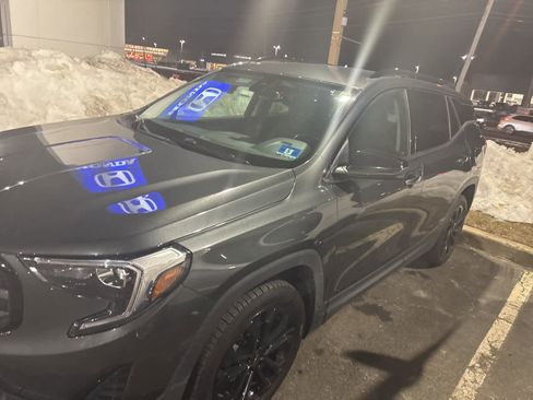 Used 2020 GMC Terrain SLE w/ Driver Convenience Package image 12