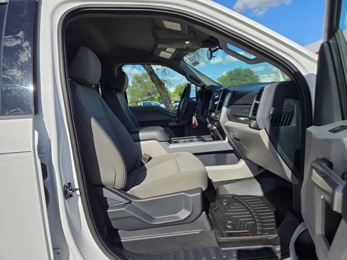 Used 2022 Ford F250 XLT w/ XLT Premium Package AWD/4WD image 21