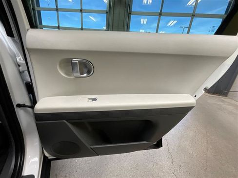 Used 2024 Hyundai Ioniq 5 SEL RWD image 26