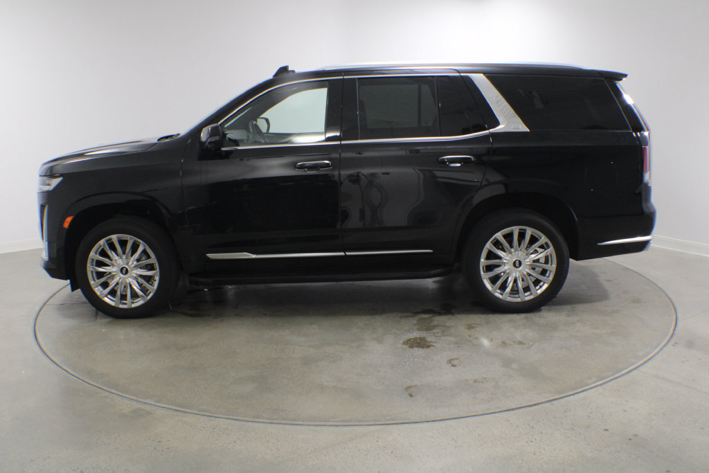 Used 2024 Cadillac Escalade Premium Luxury w/ LPO, Floor Liner Package AWD/4WD image 4