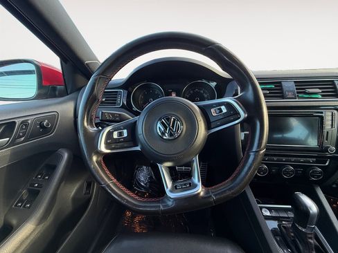 Used 2017 Volkswagen Jetta GLI FWD image 12