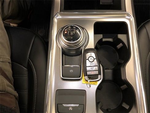 Used 2022 Ford Edge SEL w/ Convenience Package image 24