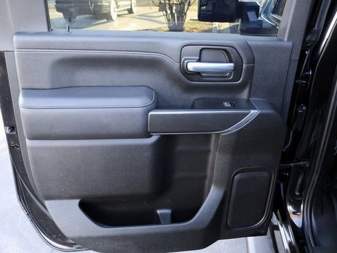 Used 2022 GMC Sierra 2500 AT4 image 26