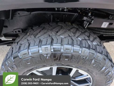 Used 2023 Toyota Tacoma TRD Sport w/ Technology Package AWD/4WD image 30