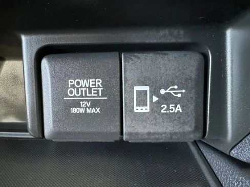 Used 2019 Honda Pilot Touring image 35