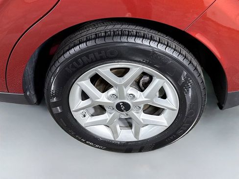 Used 2024 Kia Soul LX w/ Option Group 015 image 31