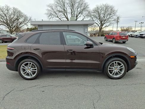 Used 2019 Porsche Cayenne image 7